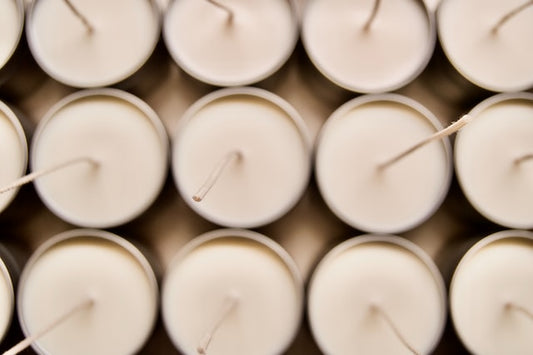 Soy wax candles : Illuminate your home with candles that not only provide a warm glow but also have amazing benefits for you and the environment.