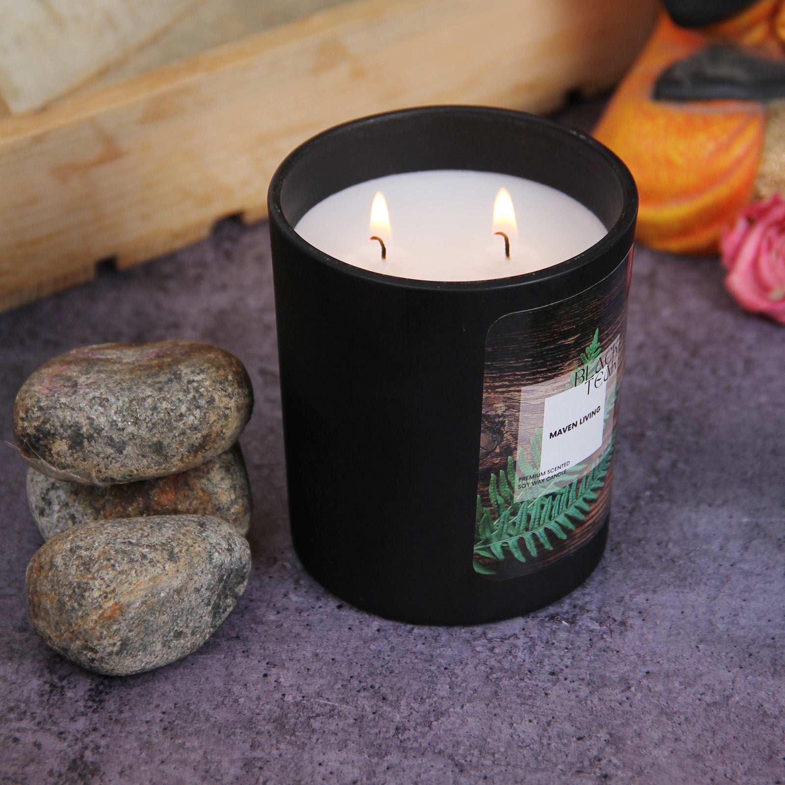 Black teakwood scented candle