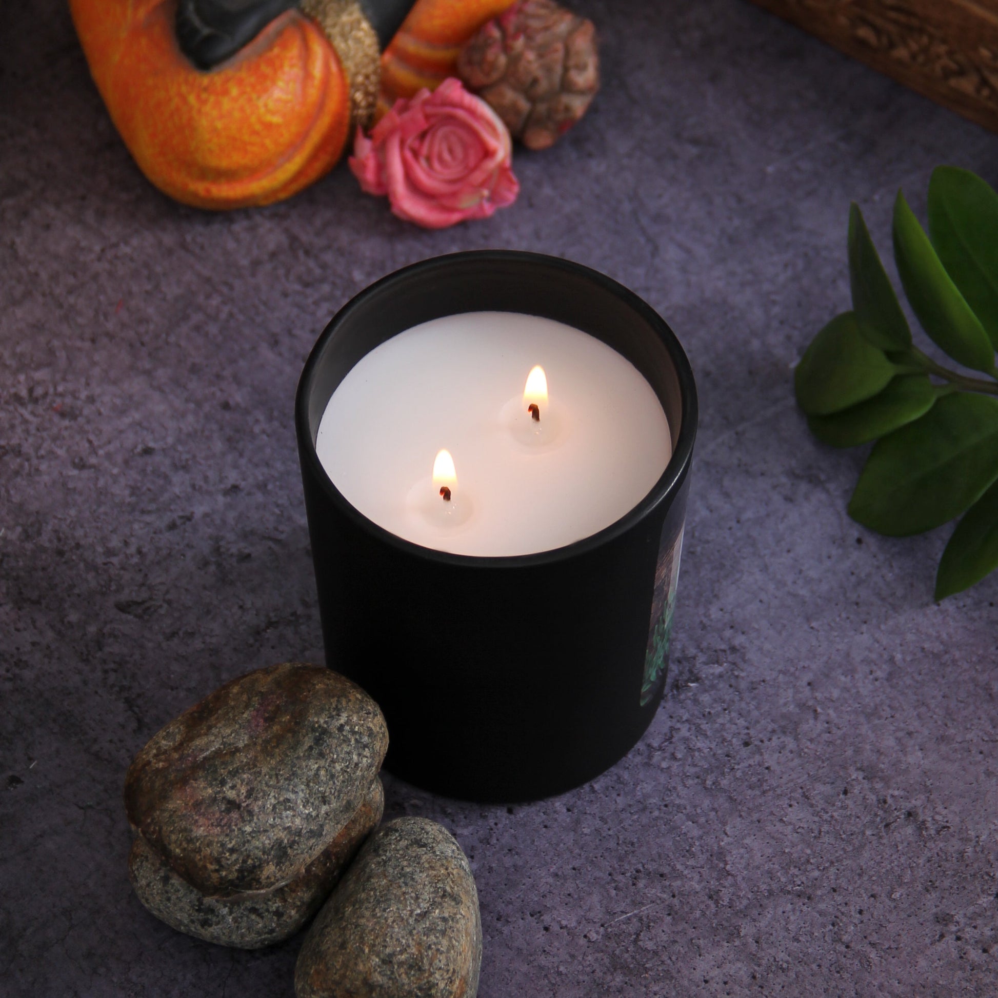 Black teakwood scented candle